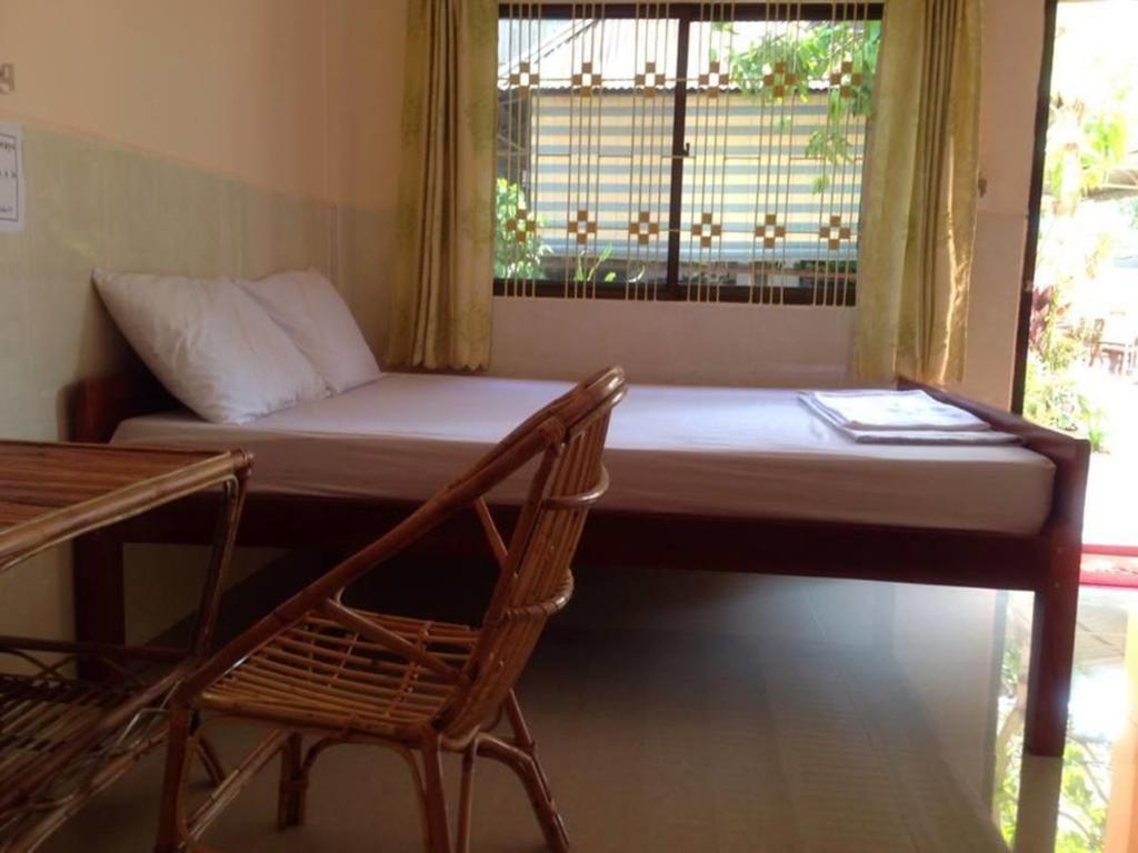 Ta Eng Guesthouse Kampot Luaran gambar